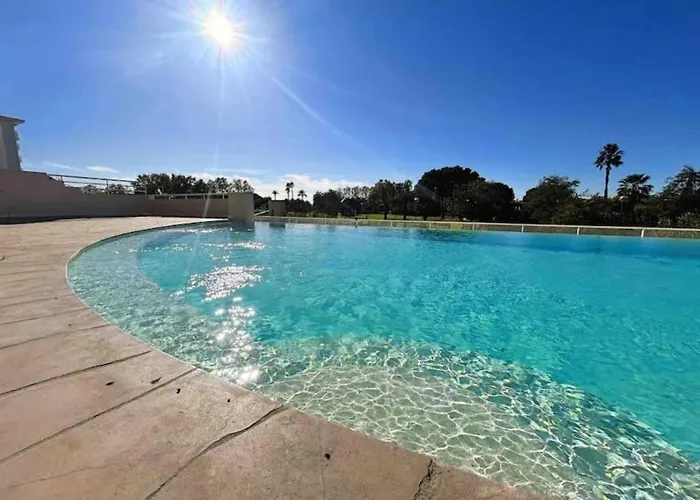 Il Gioiello : Apt 2 Pers, Clim, Piscine, Parking