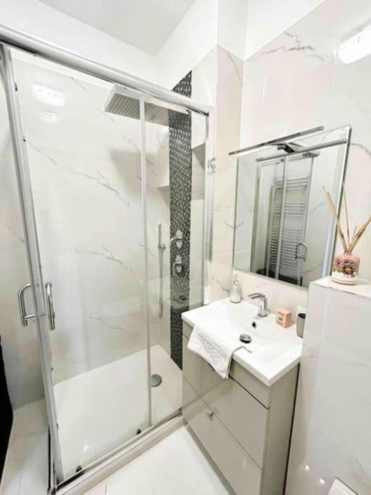 Appartement Il Gioiello : 2 Pers, Clim, Piscine, Parking *